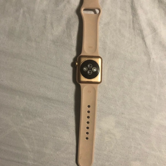 Series 3 rose gold Apple Watch